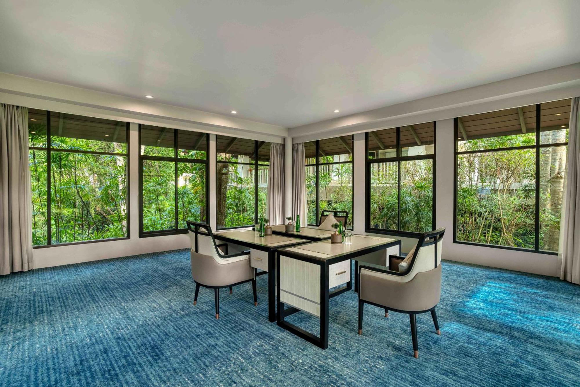 Dusit Thani Krabi Beach Resort - Sha Extra Plus Klong Muang Beach Exterior foto The Club at The Park, Hyderabad