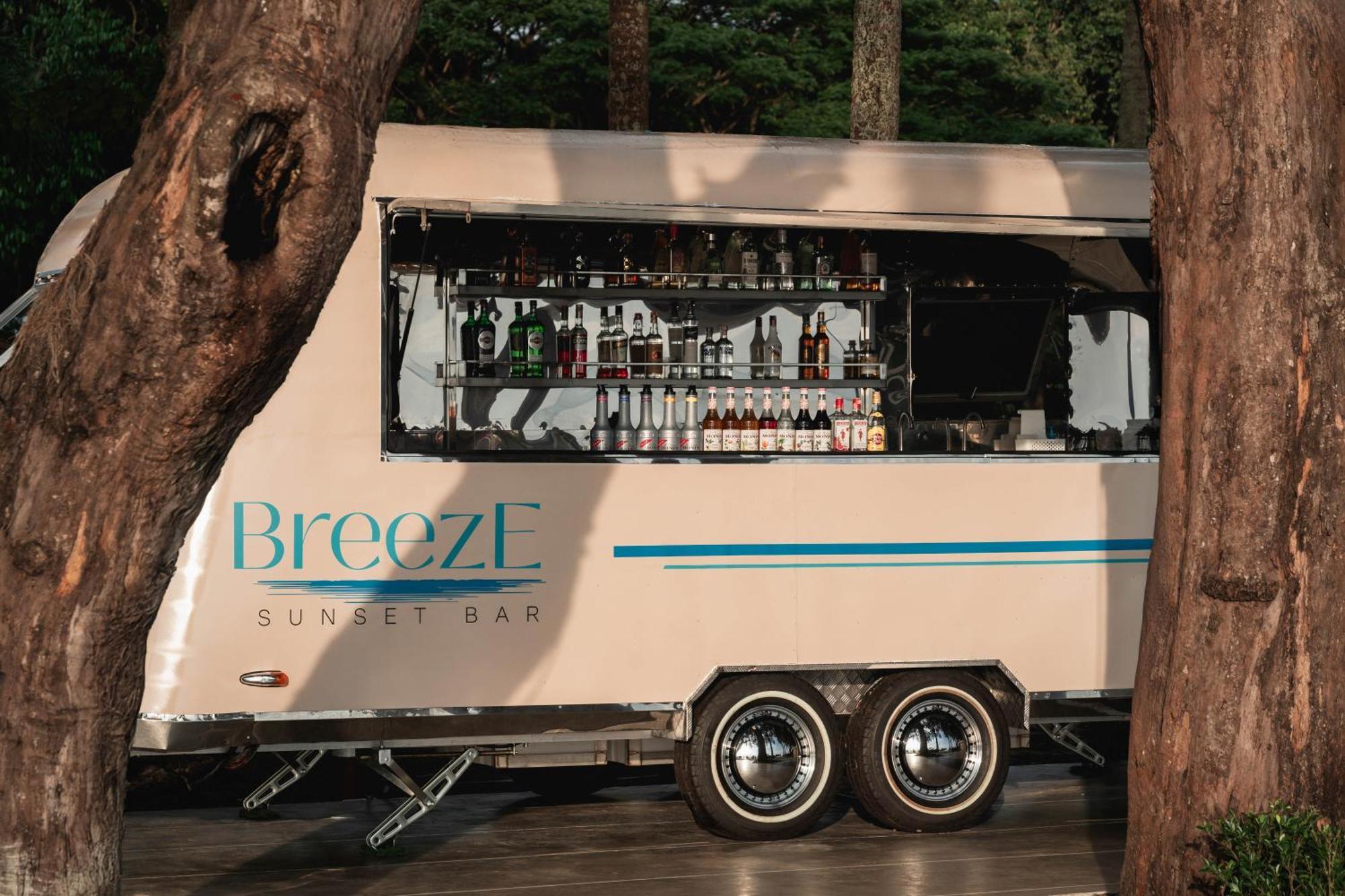 Dusit Thani Krabi Beach Resort - Sha Extra Plus Klong Muang Beach Exterior foto Breeze bar